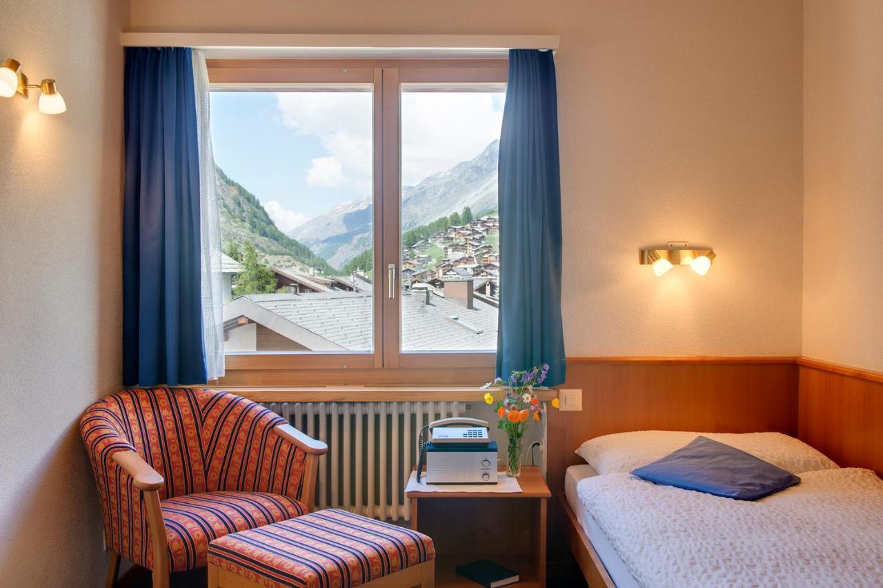 Hotel Parnass Zermatt Exterior foto
